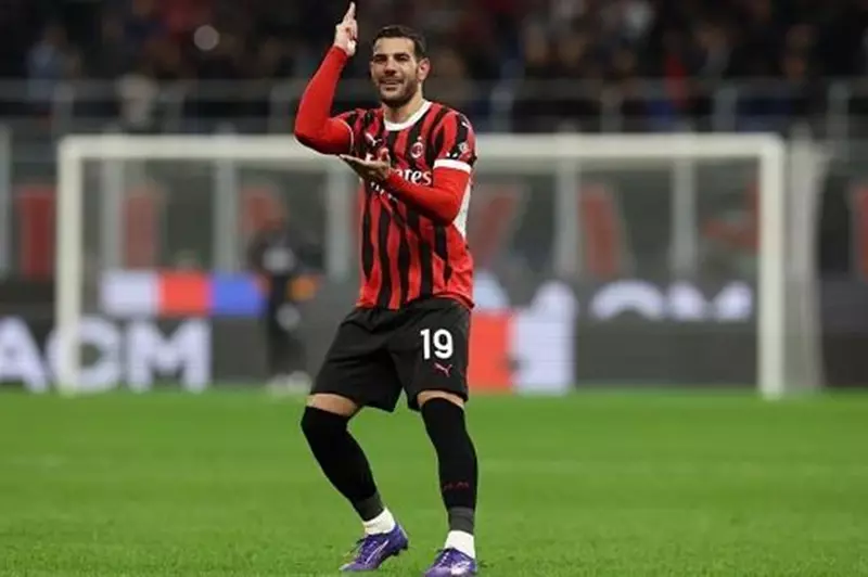 تحليل أسباب فشل انتقال ثيو هيرنانديز إلى أتلتيكو مدريد